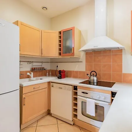 143m2 Hyper Centre 9 Personnes, 3 2 Salles De Bains تولوز